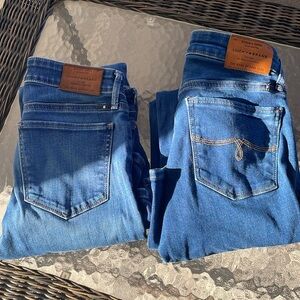 2 pairs of women’s lucky brand jeans size 24